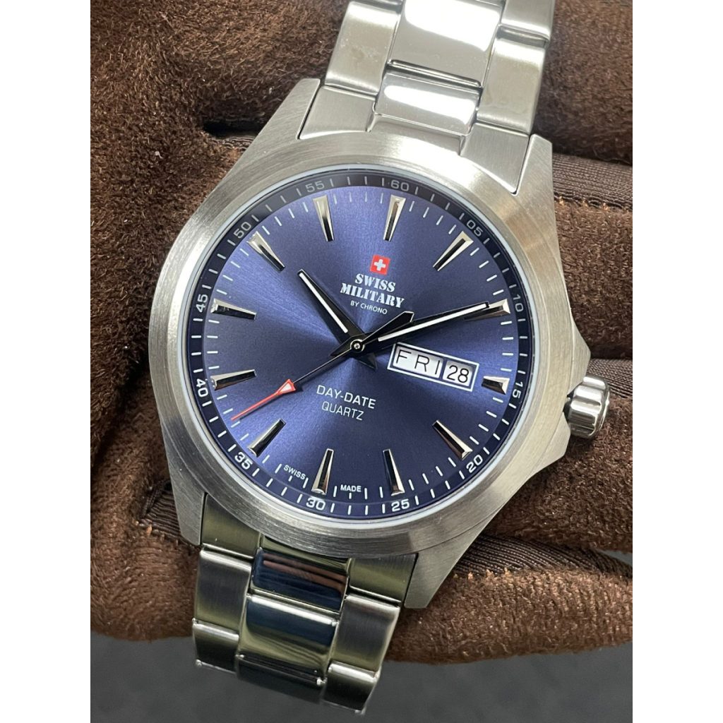SWISS MILITARY Gent’s Watch SMP36040.24 Swiss Made Luxury Watch Luxury Watches For Men Men’s Stainless Steel Watch Men's Blue Dial Watches What is a Field Watch Military-style Watch Rugged outdoor watch Swiss Made Watch Durable Field Watches For Men Men's Watch