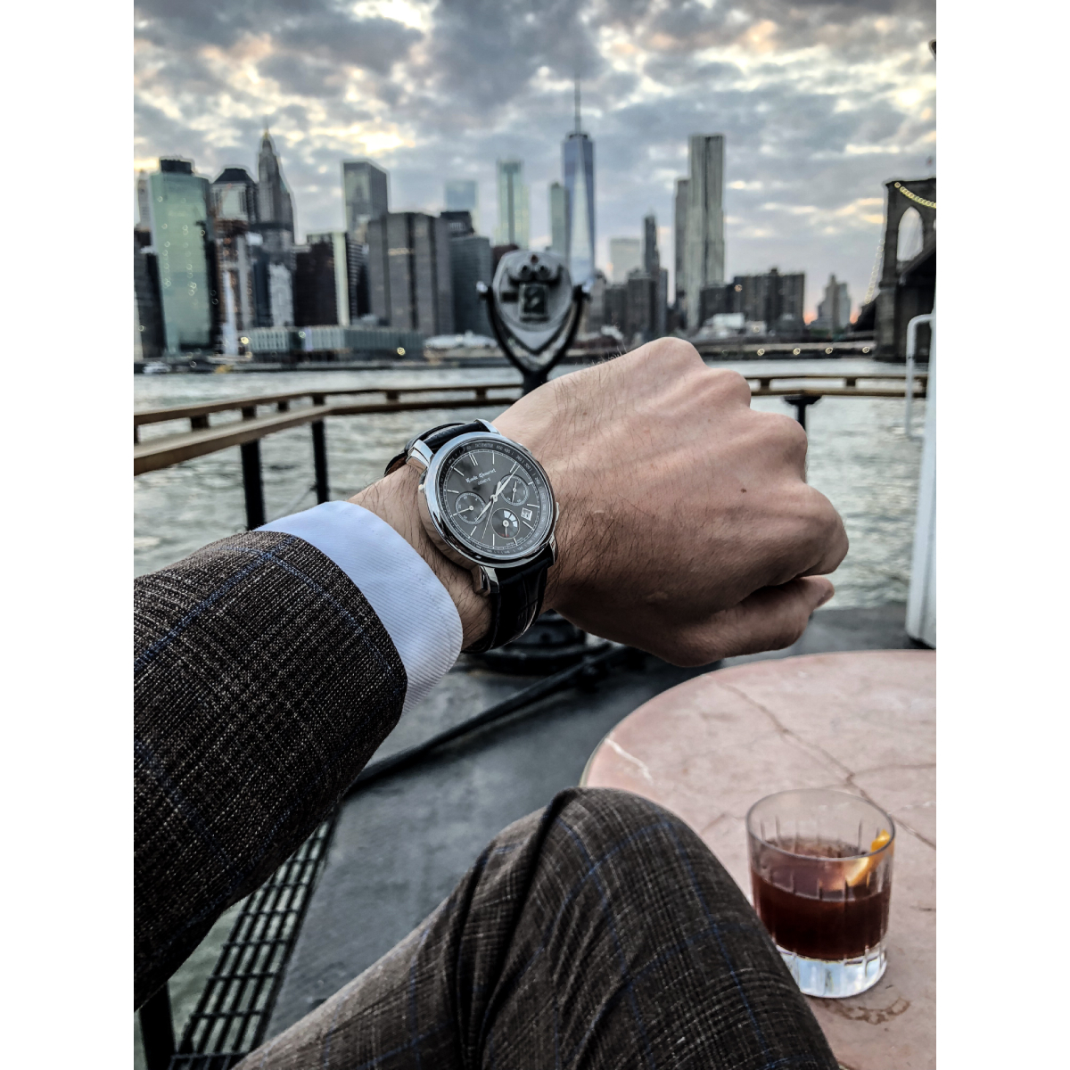 EMILE CHOURIET Gents Automatic Chronograph Watch 16.1168.G42.6.8.68.2 - wrist shot